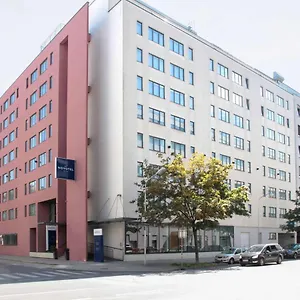 Otel Novotel Donau, Viyana