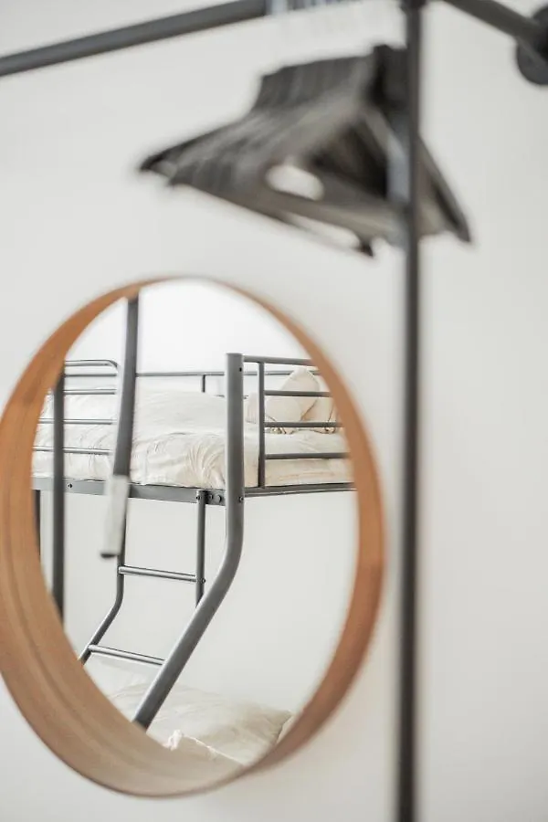 Hostel Modern Central City Rooms Bécs