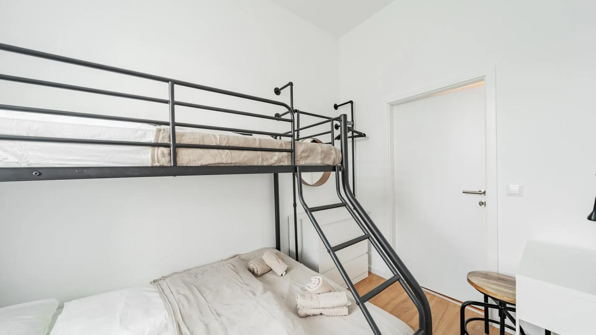 Modern Central City Rooms Bécs 0*,